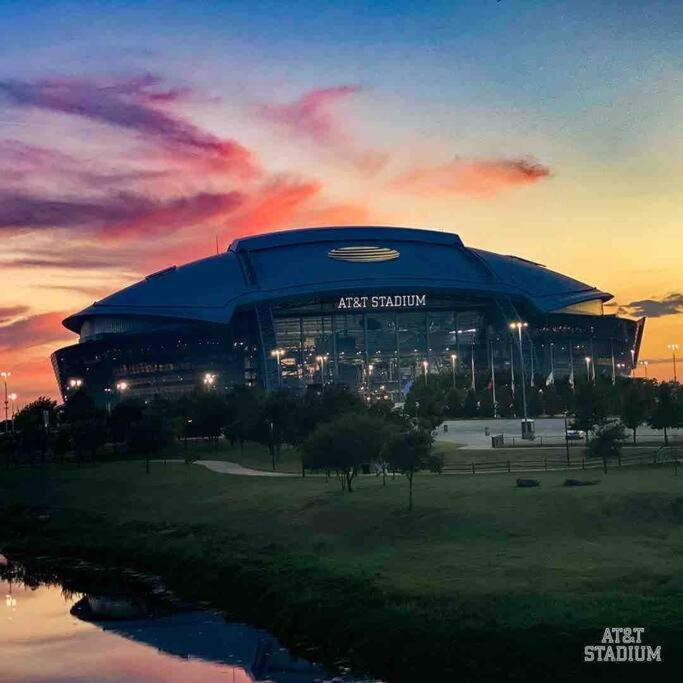 Lovely 2-Bedroom Condo Next To At&T Stadium Арлингтон Экстерьер фото